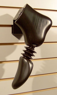 Men�s Side Shoe Display � Left