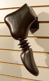 Men�s Side Shoe Display � Right